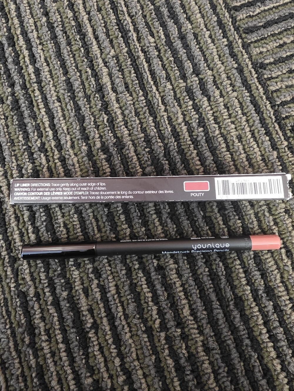 Younique Lip Liner Precision Pencil - Pouty